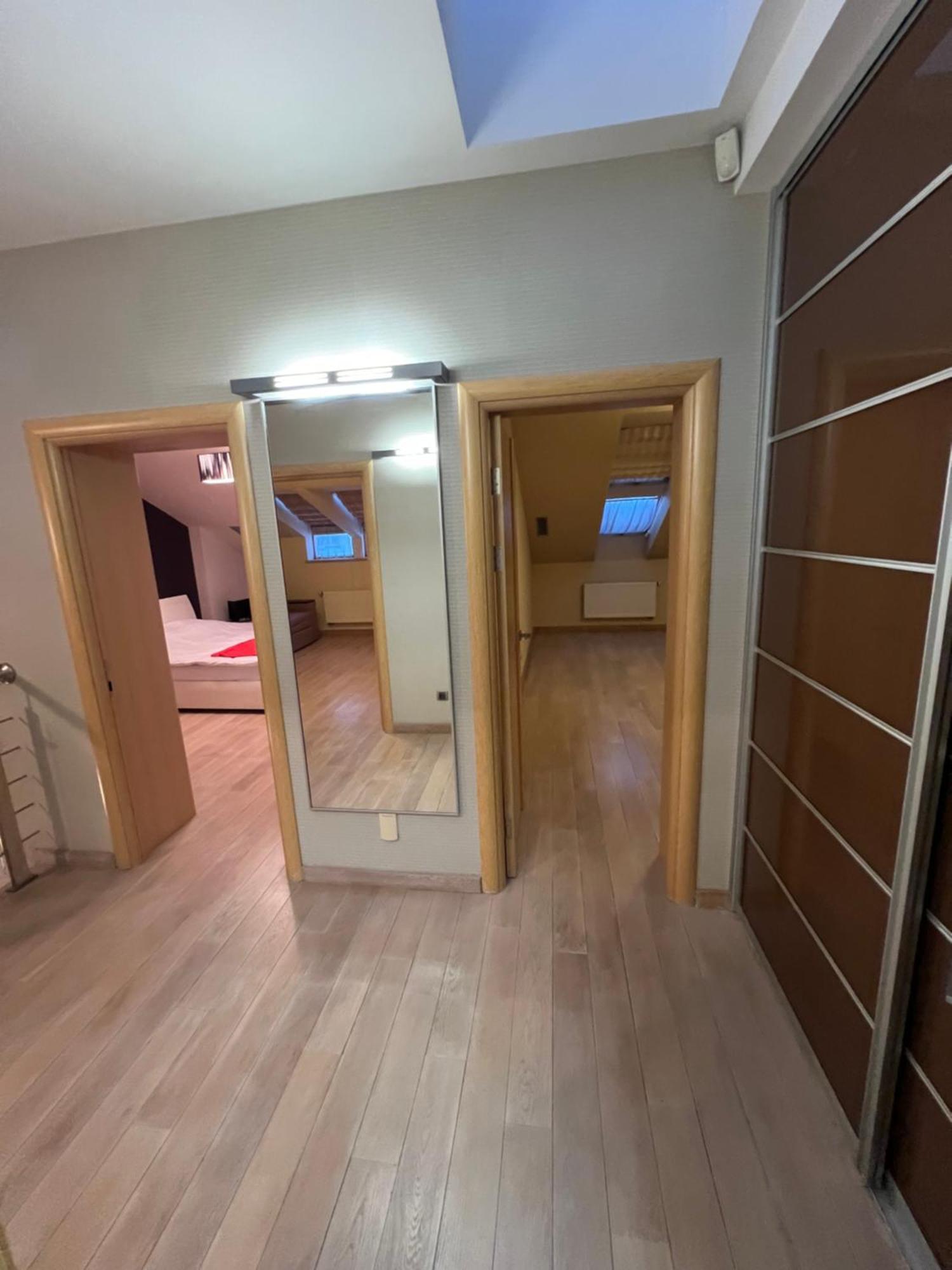 Apartment On Arkhipenka With Panorama View Lviv Exterior photo