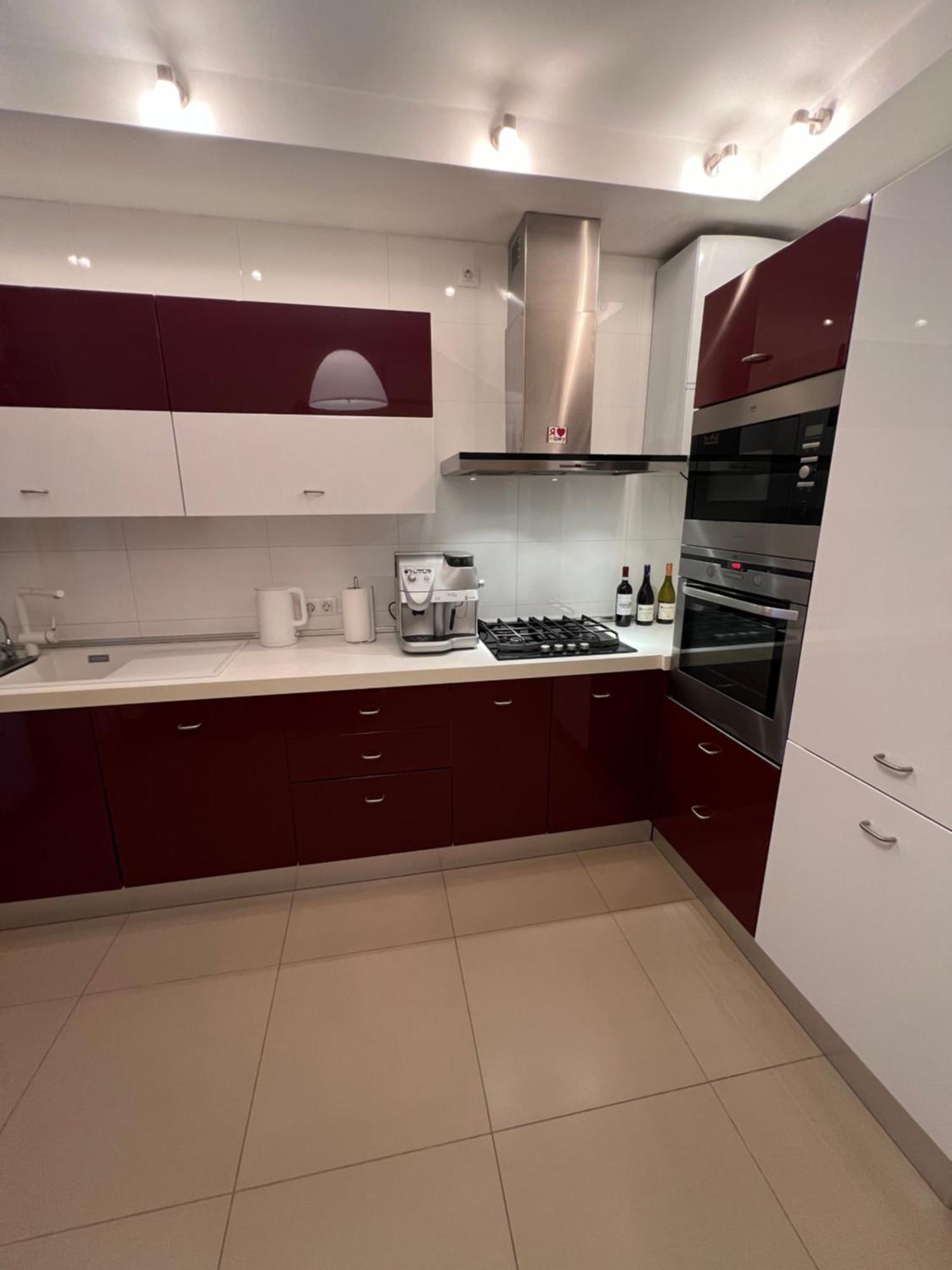 Apartment On Arkhipenka With Panorama View Lviv Exterior photo