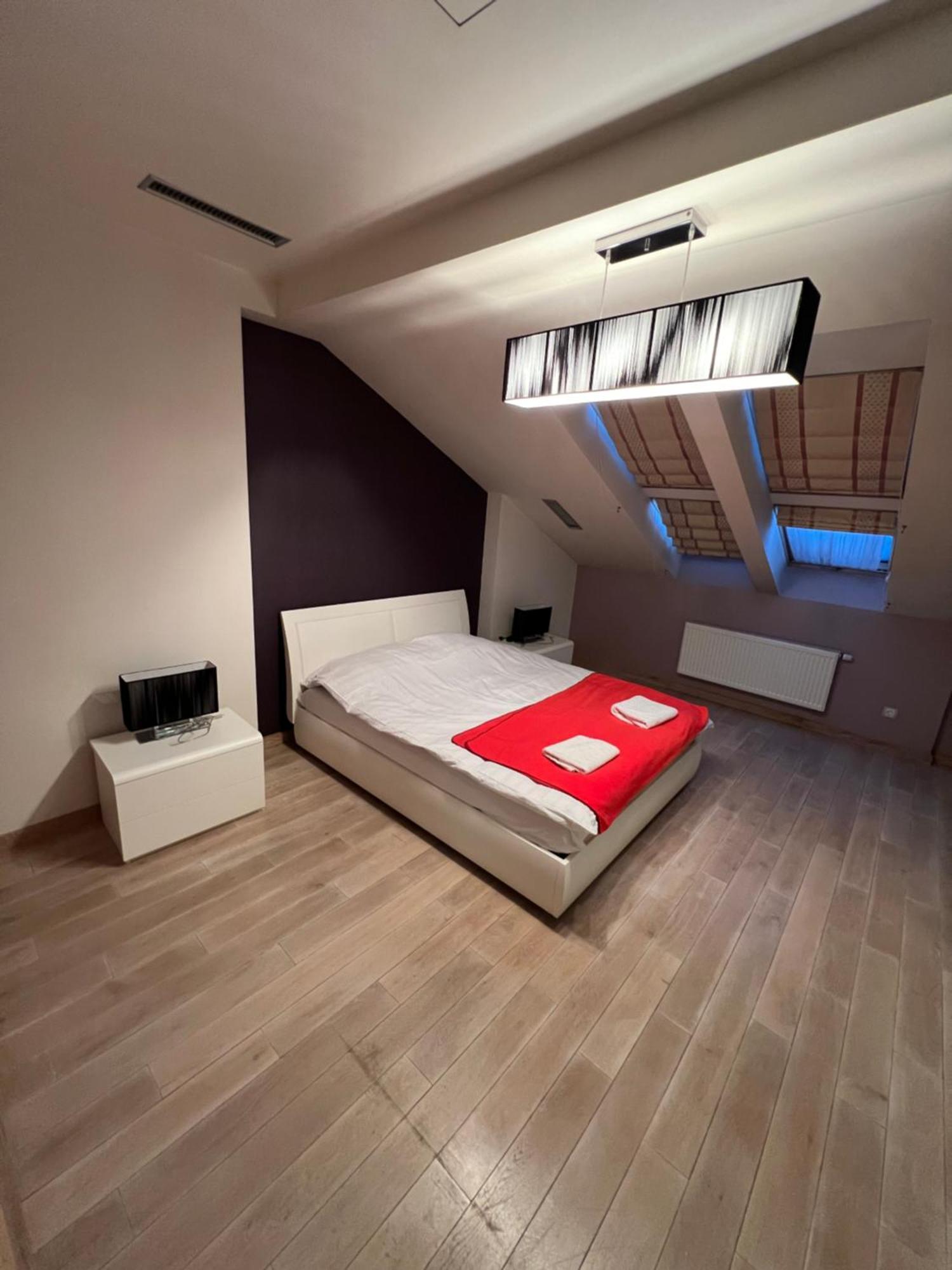 Apartment On Arkhipenka With Panorama View Lviv Exterior photo