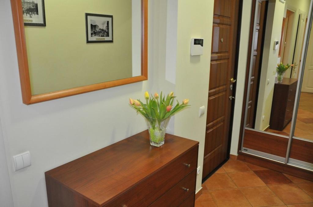 Apartment On Arkhipenka With Panorama View Lviv Room photo